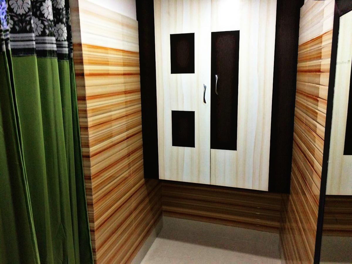 Oyo 16064 Tirupati Lodge سيليجوري المظهر الخارجي الصورة